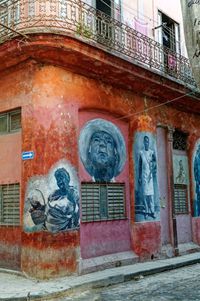Fassadenmalerei in Havanna